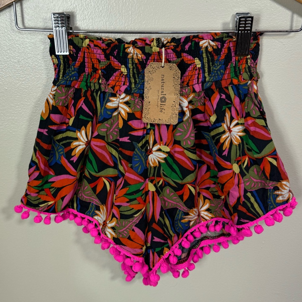 NWT Natural Life Size XS Black Pink Tropical Print Knit Pom Pom Shorts